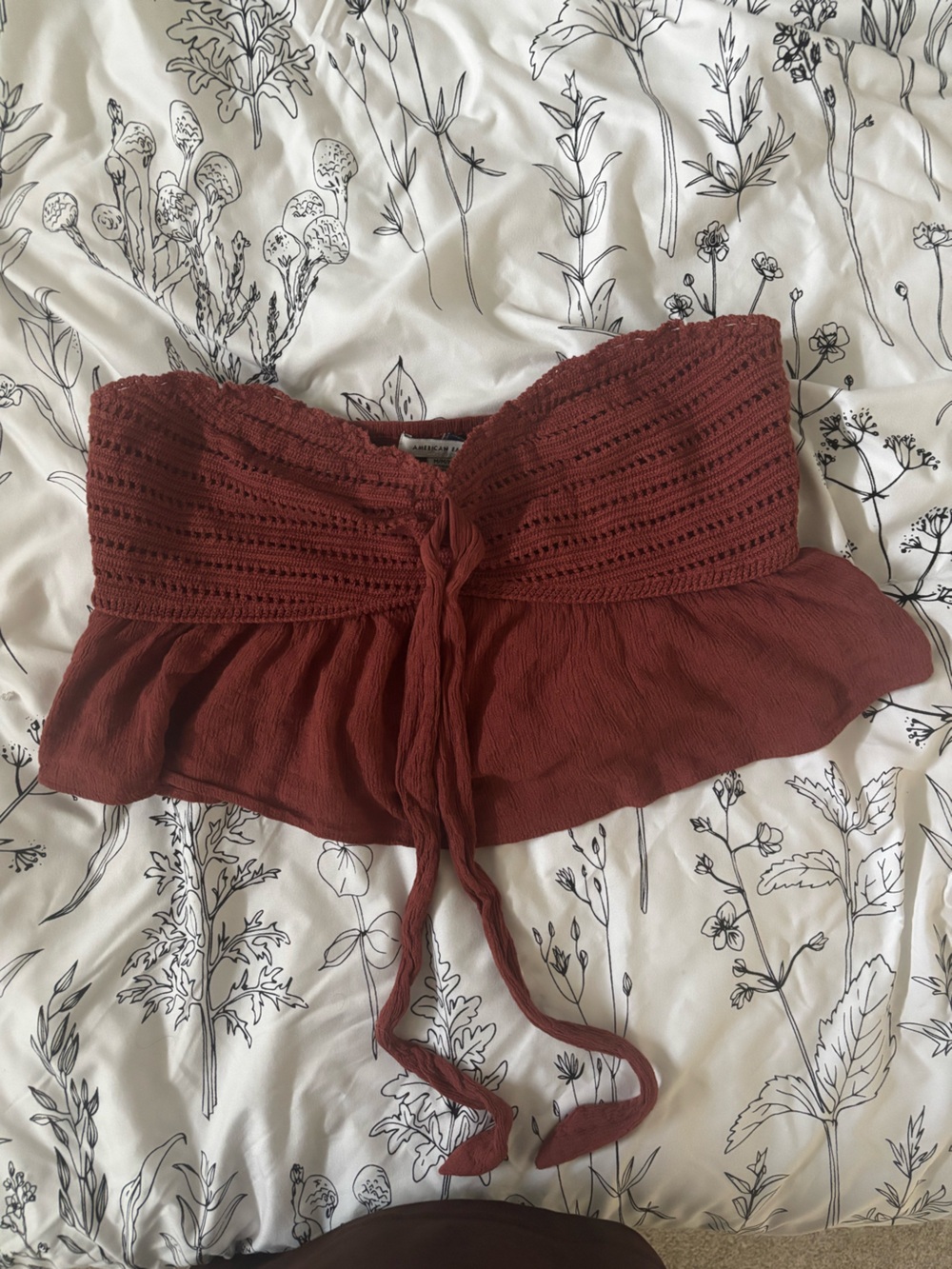 American Eagle Outfitters Knit Crochet Tie-Front Crop Top in Deep Red